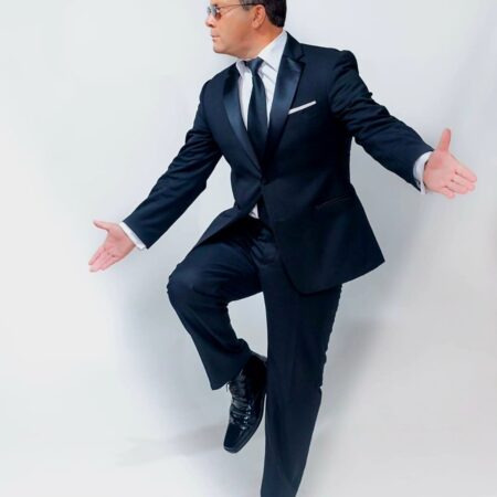 Doble oficial de Luis Miguel